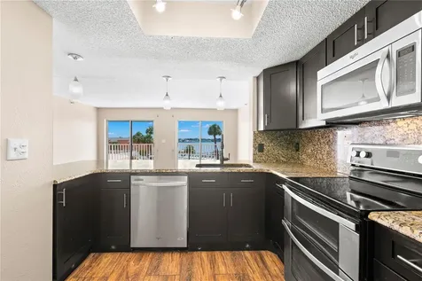 7432 Sunshine Skyway Lane S St Petersburg FL 33711