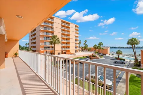 7432 Sunshine Skyway Lane S St Petersburg FL 33711