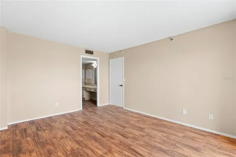 7432 Sunshine Skyway Lane S St Petersburg FL 33711