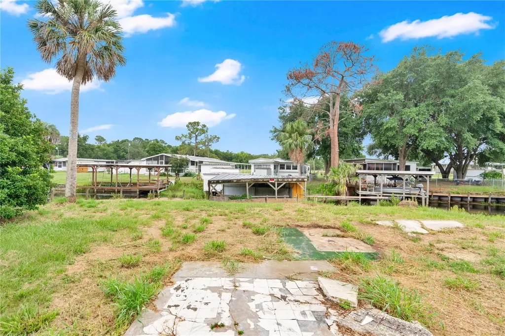 13450 Palm Drive Astatula FL 34705