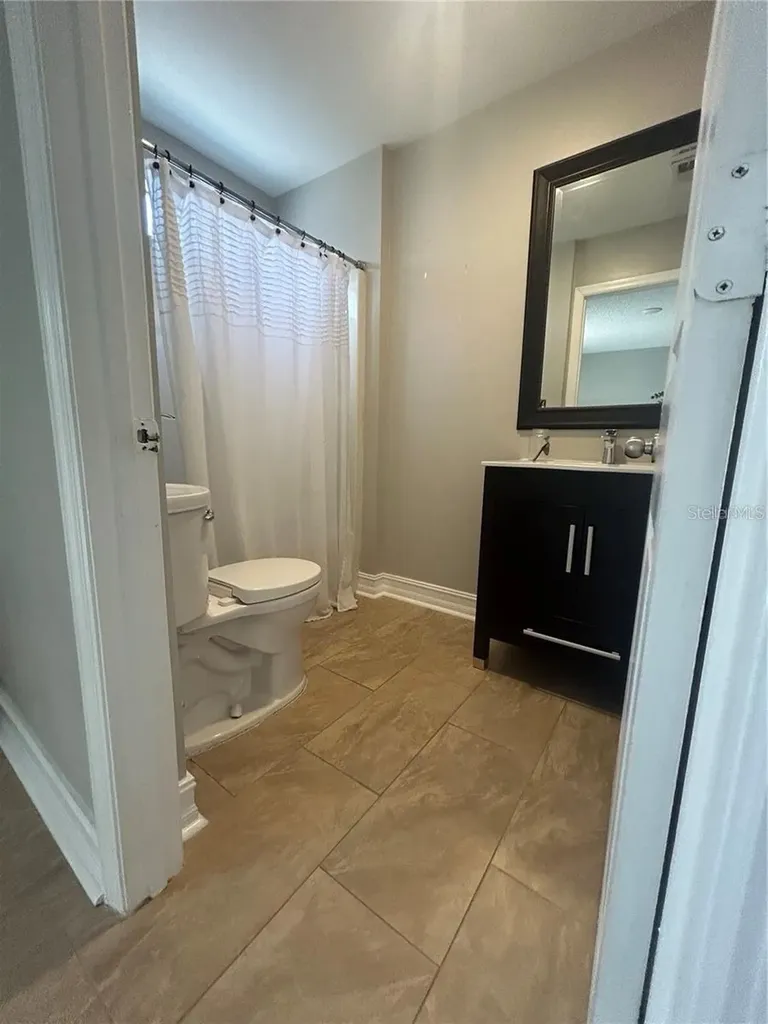 6738 Magnolia Pointe Circle Orlando FL 32810