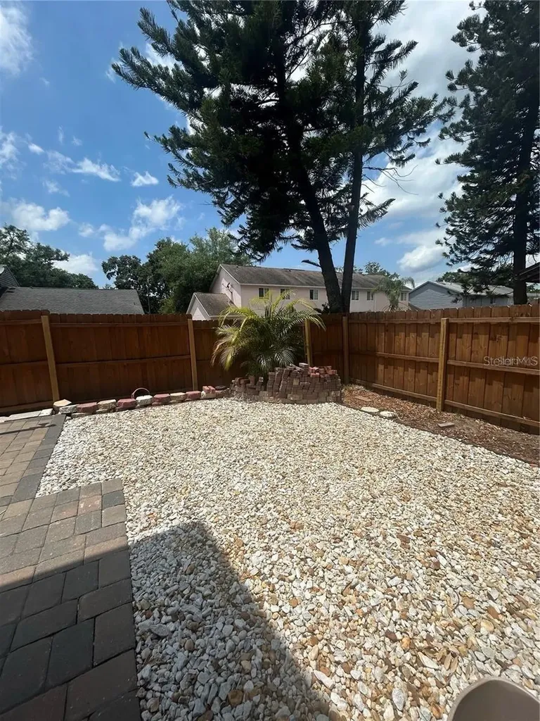 6738 Magnolia Pointe Circle Orlando FL 32810