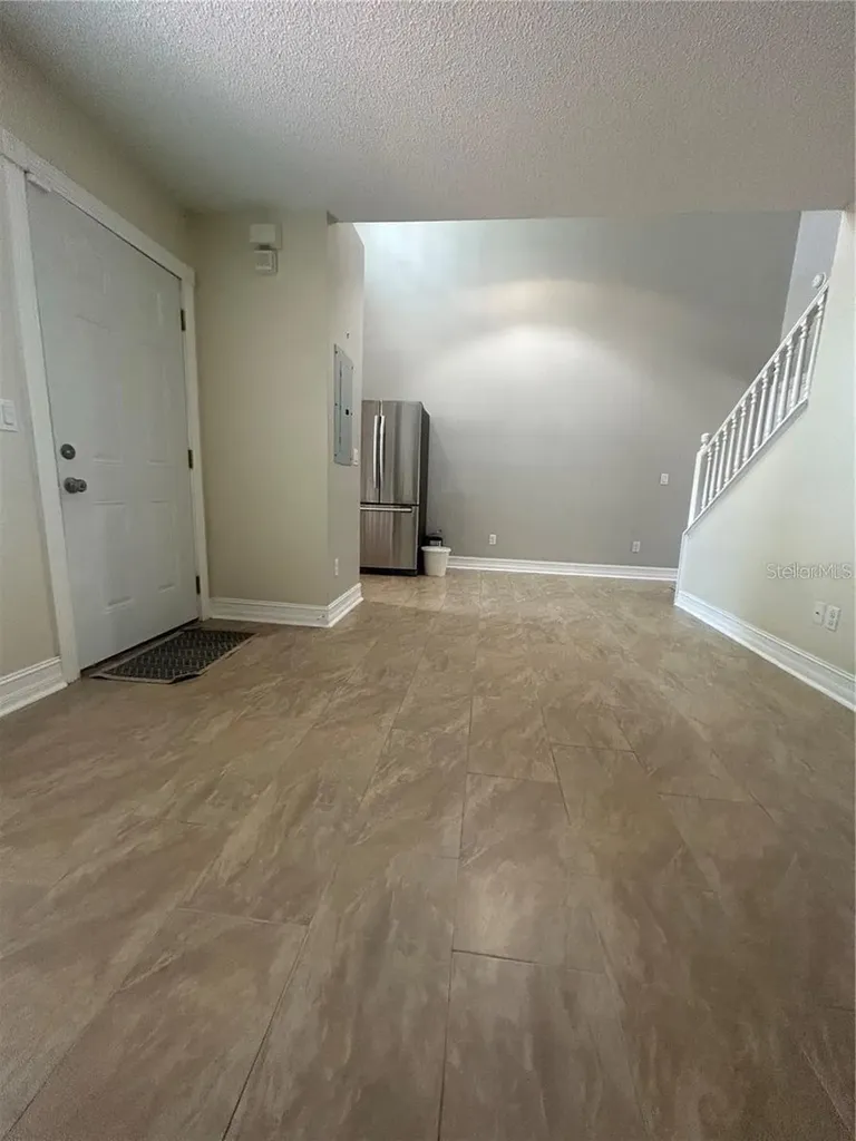 6738 Magnolia Pointe Circle Orlando FL 32810