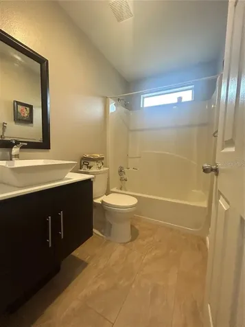 6738 Magnolia Pointe Circle Orlando FL 32810