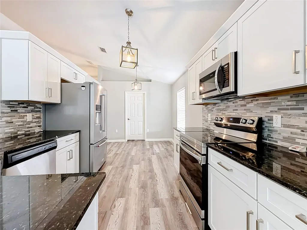 31806 Parkdale Drive Leesburg FL 34748