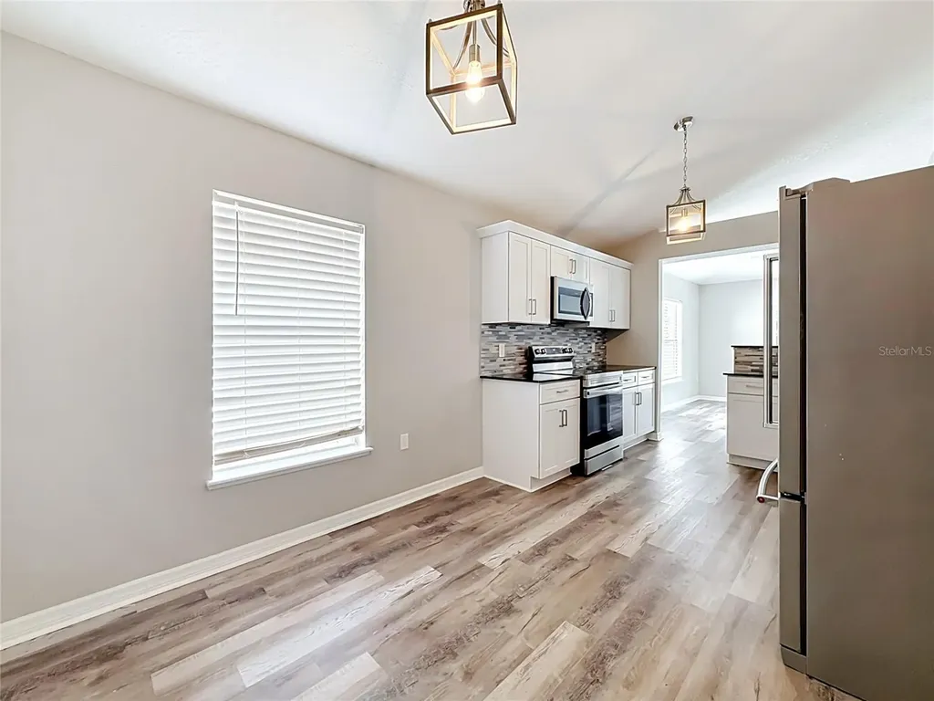 31806 Parkdale Drive Leesburg FL 34748