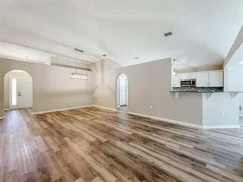 31806 Parkdale Drive Leesburg FL 34748