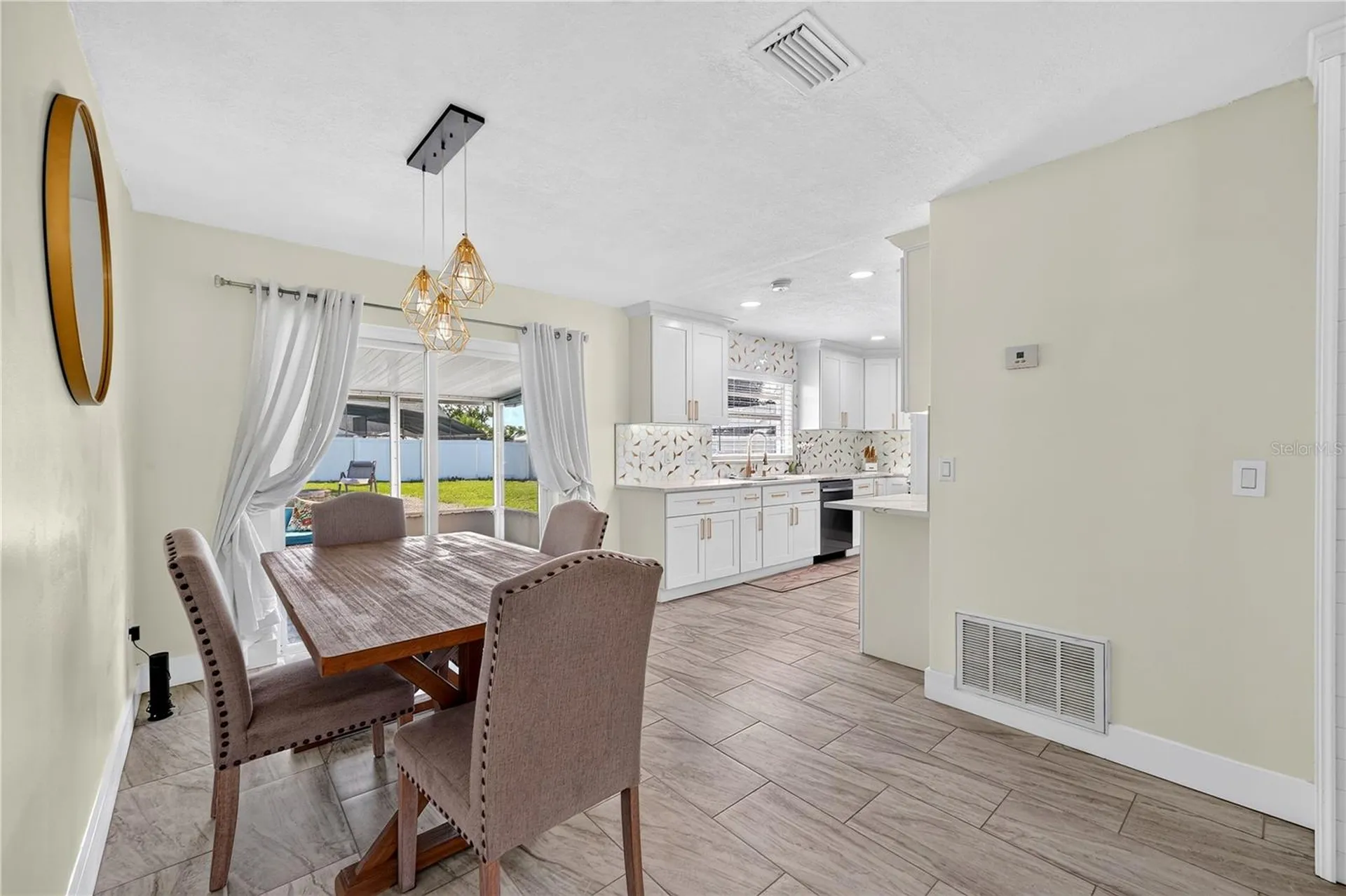 1885 Fayetteville Avenue Deltona FL 32725
