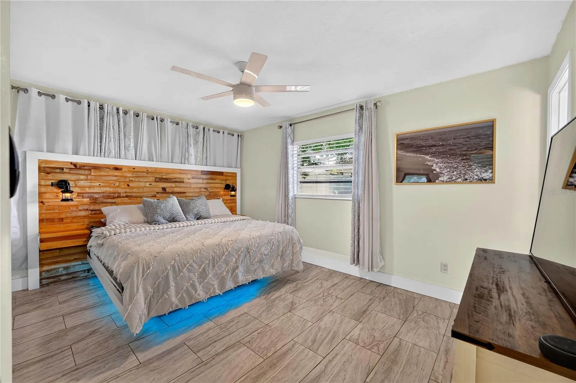 1885 Fayetteville Avenue Deltona FL 32725