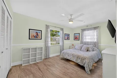 1885 Fayetteville Avenue Deltona FL 32725