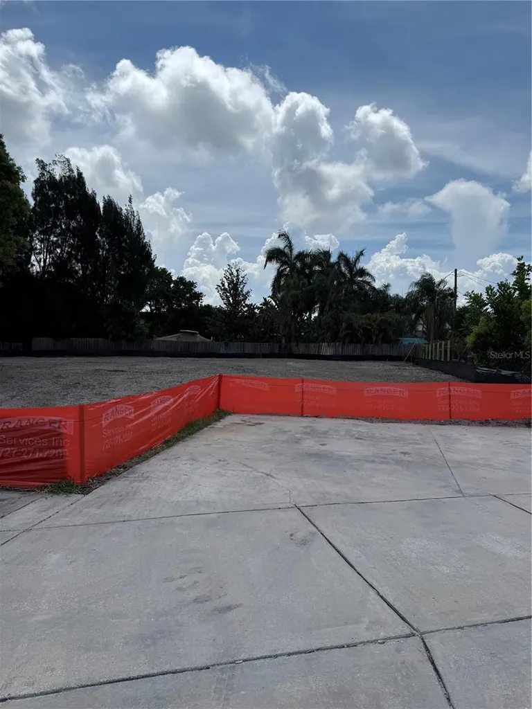 3531 Dr Mlk Jr. Drive St Petersburg FL 33704