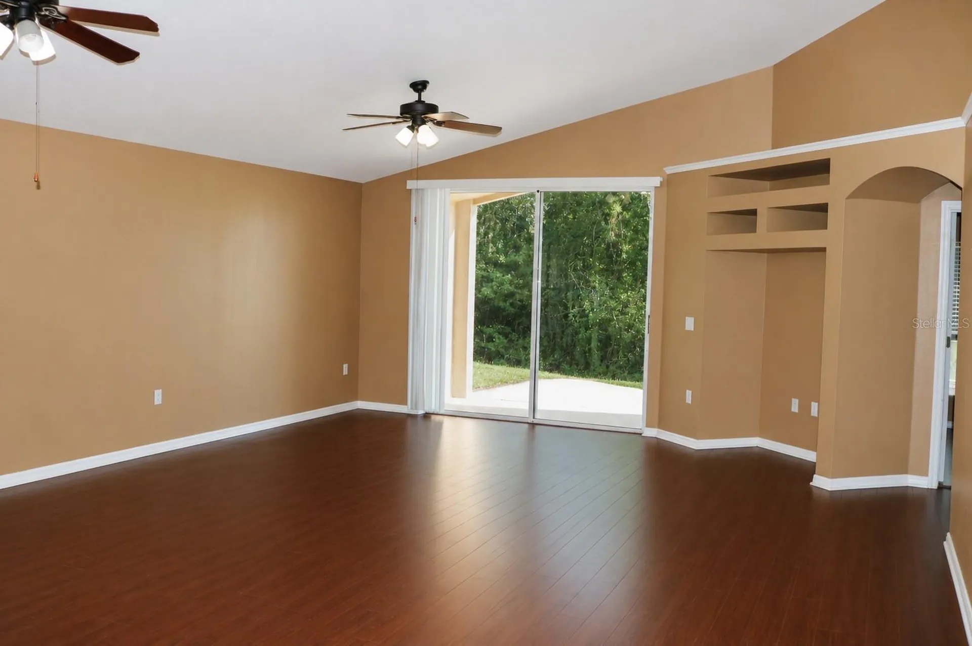 145 Thornbury Drive Kissimmee FL 34744