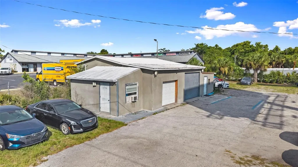 15217 Us Highway 19 Hudson FL 34667