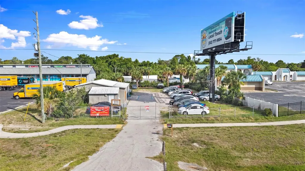 15217 Us Highway 19 Hudson FL 34667