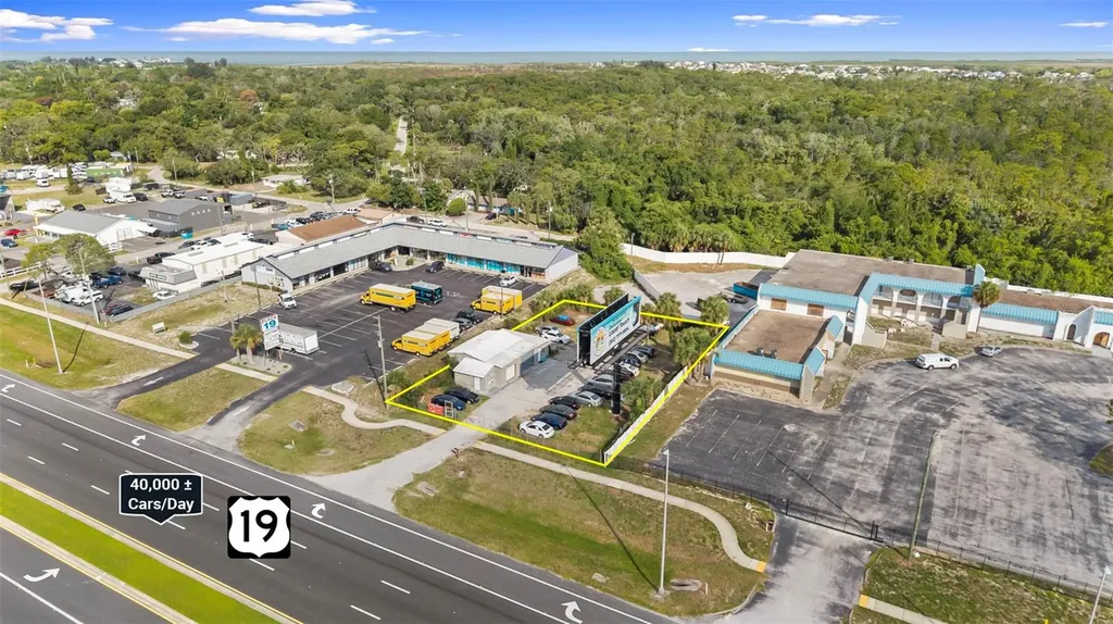 15217 Us Highway 19 Hudson FL 34667