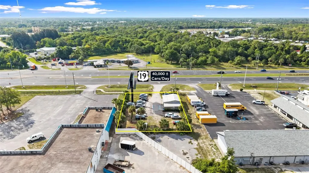 15217 Us Highway 19 Hudson FL 34667