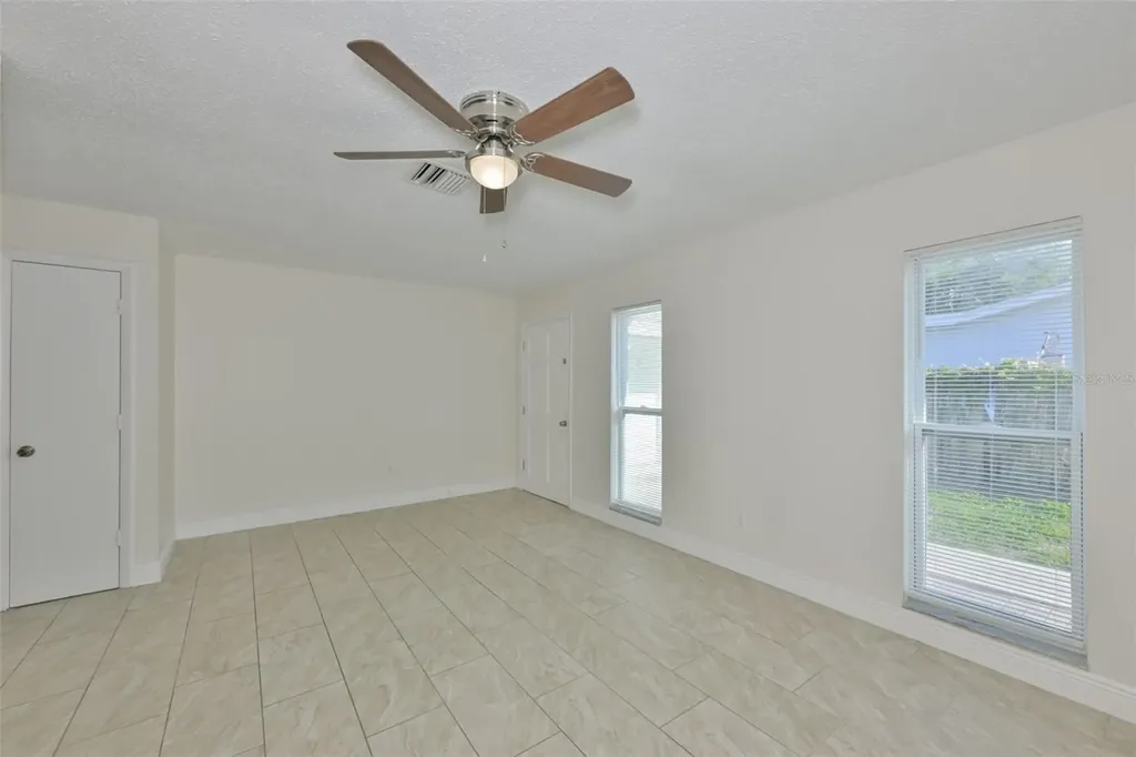 15616 Avalon Avenue Clearwater FL 33760