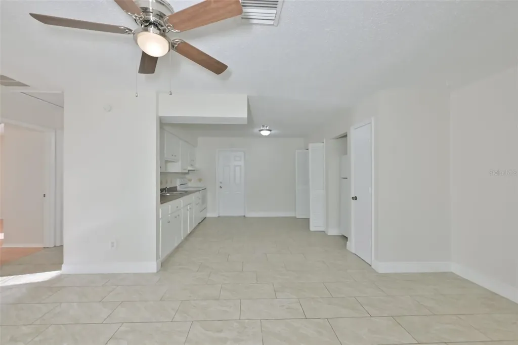 15616 Avalon Avenue Clearwater FL 33760