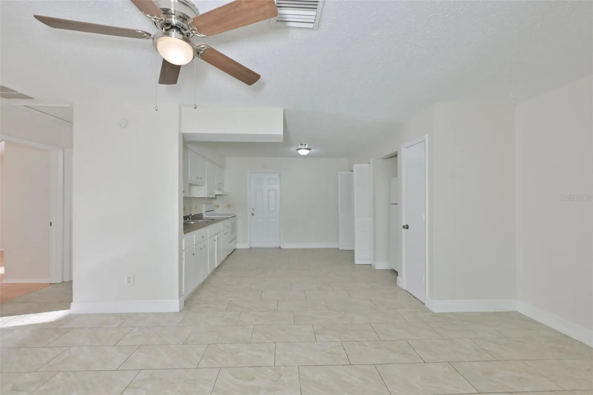 15616 Avalon Avenue Clearwater FL 33760