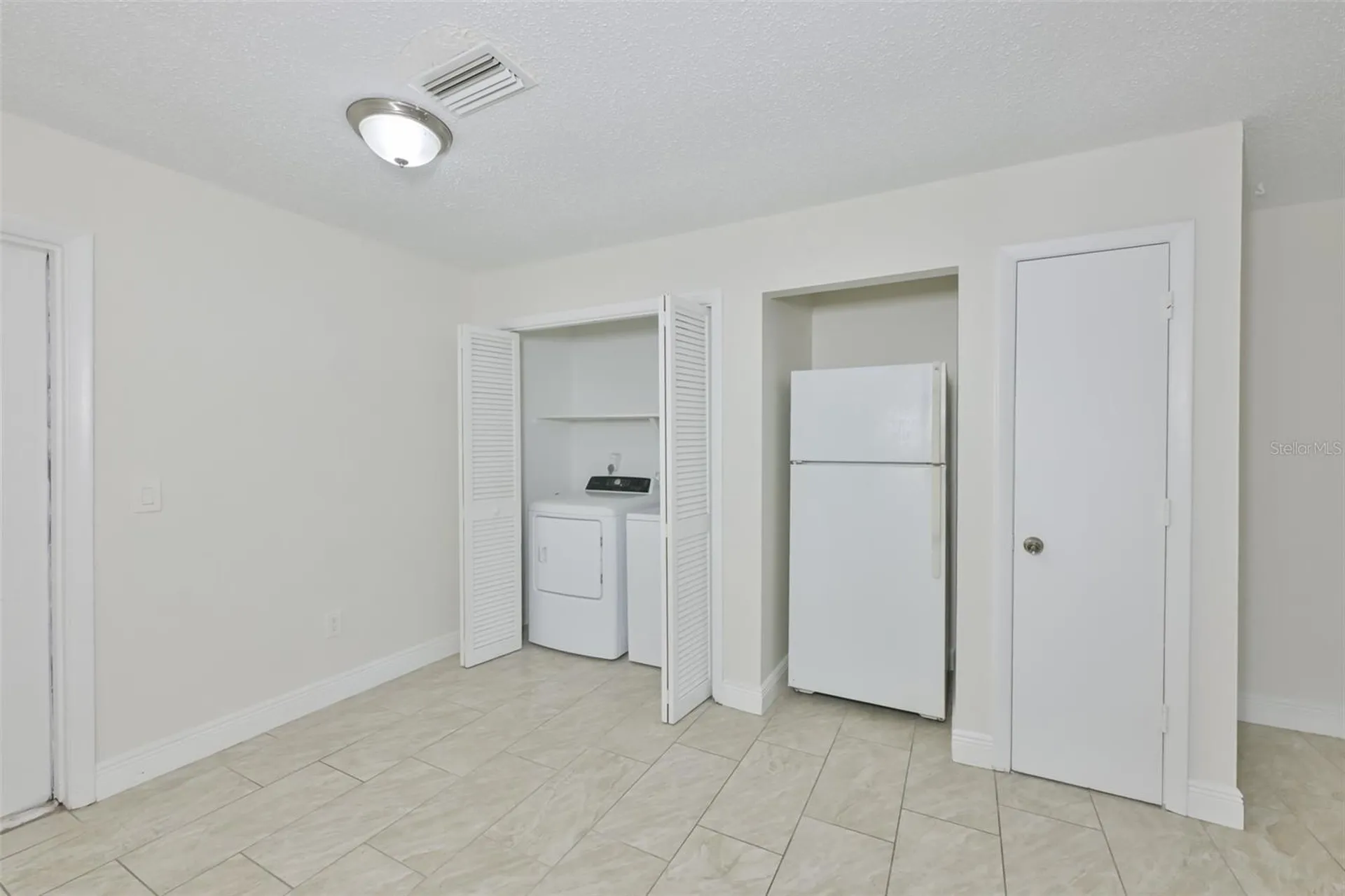 15616 Avalon Avenue Clearwater FL 33760