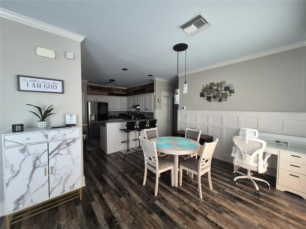 1051 Camp Avenue Mount Dora FL 32757