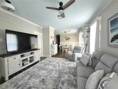 1051 Camp Avenue Mount Dora FL 32757