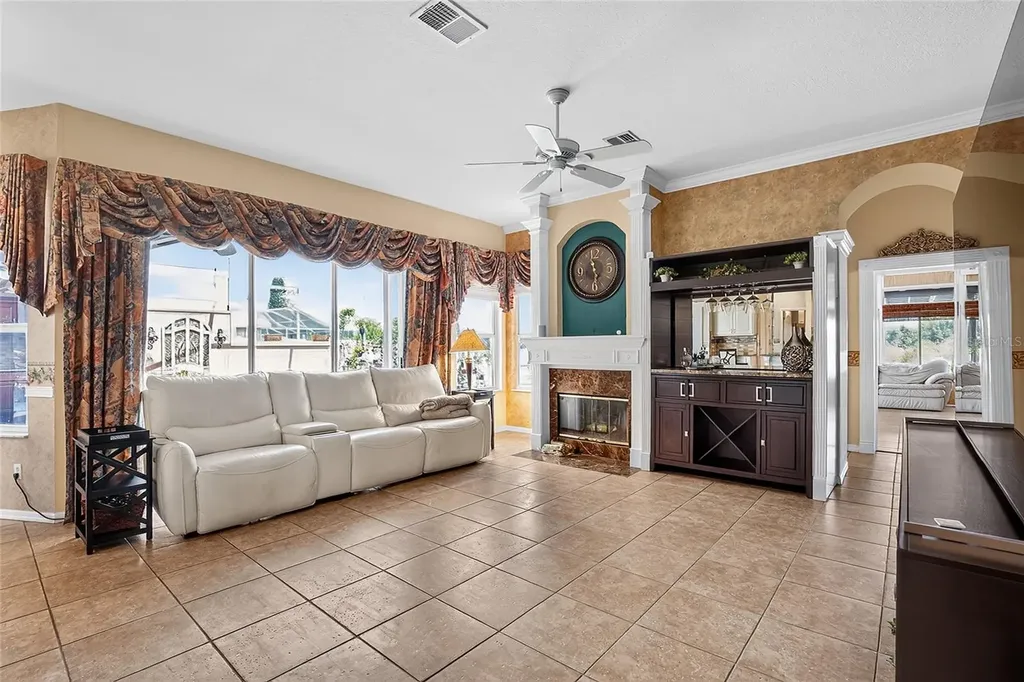 22523 Willow Lakes Drive Lutz FL 33549