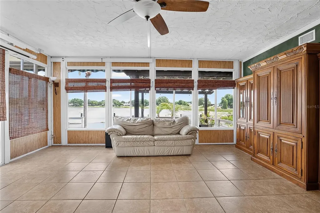 22523 Willow Lakes Drive Lutz FL 33549