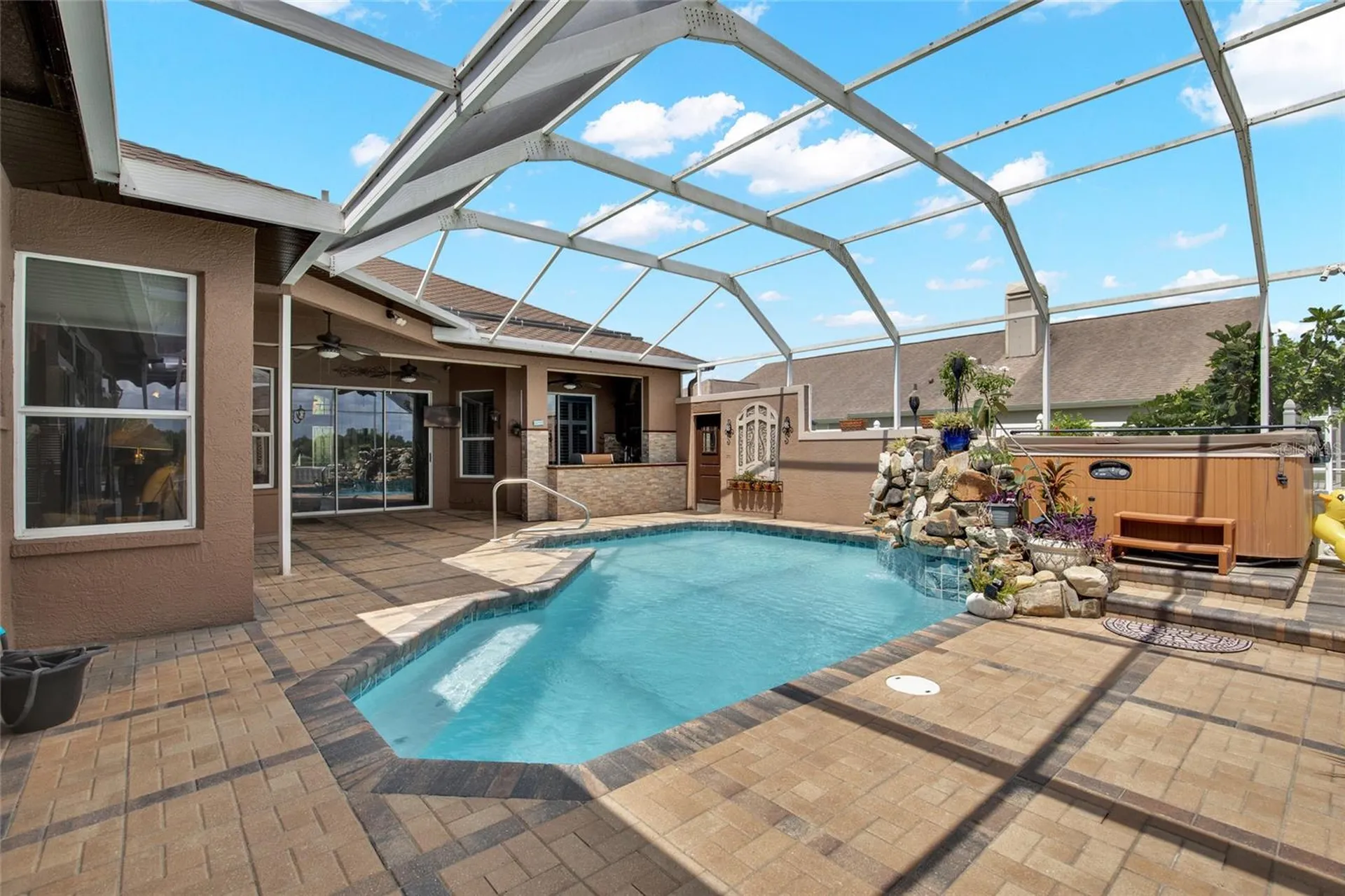 22523 Willow Lakes Drive Lutz FL 33549