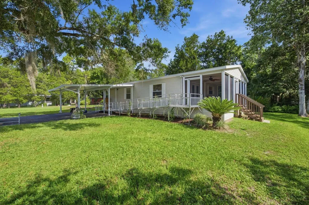 22925 SW 117th Street Dunnellon FL 34431