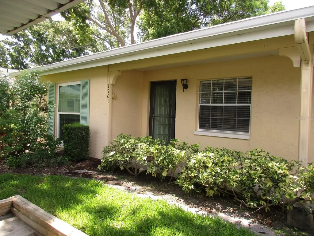 2465 Northside Drive Clearwater FL 33761