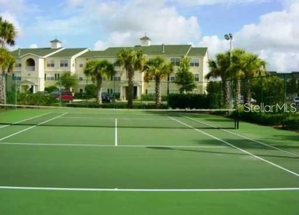 18517 Bridle Club Drive Tampa FL 33647