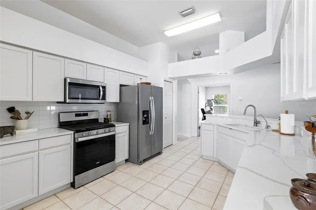 19619 Bergenfeld Drive Land O Lakes FL 34638