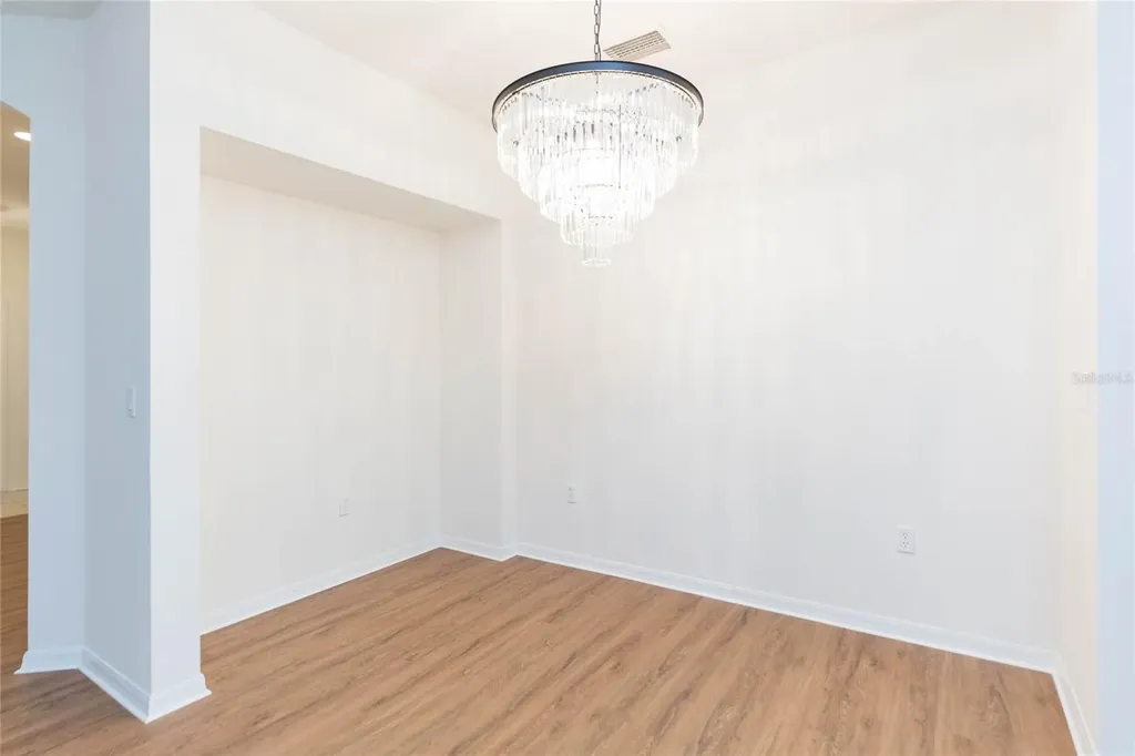 4473 Amberly Oaks Court Tampa FL 33614