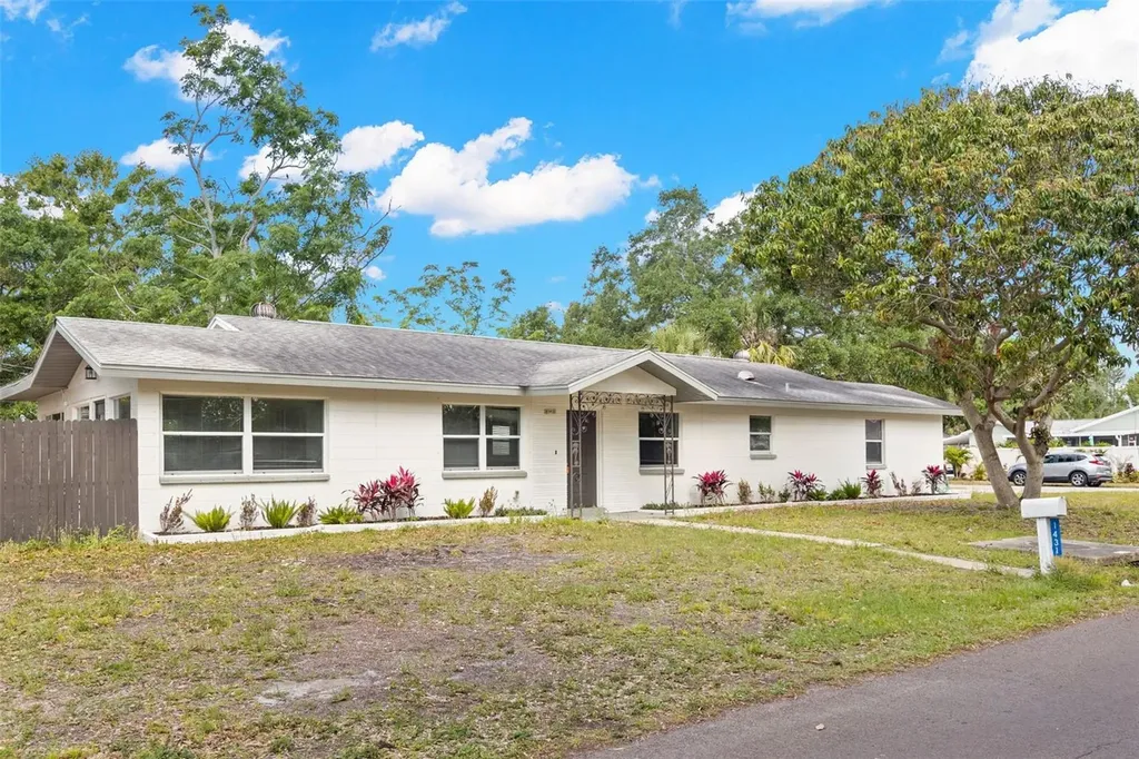 1431 57th Street S Gulfport FL 33707
