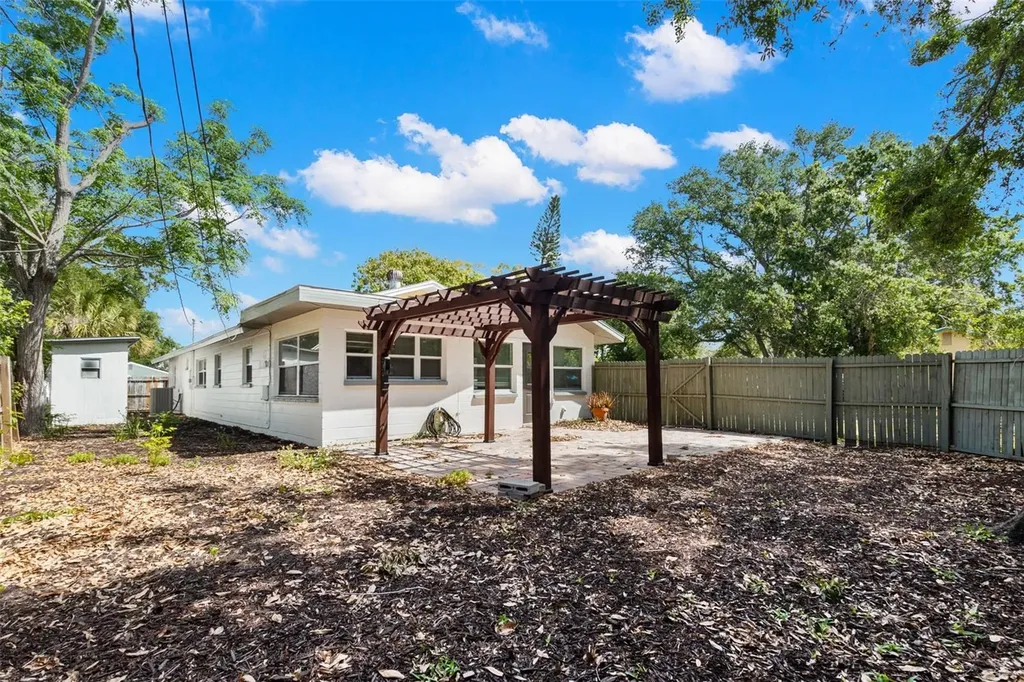 1431 57th Street S Gulfport FL 33707