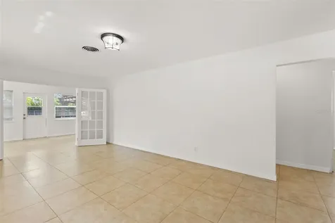 1431 57th Street S Gulfport FL 33707