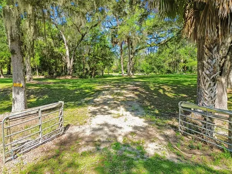 8800 S Steed Terrace Floral City FL 34436