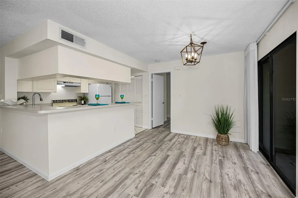 2205 Lennox Road E Palm Harbor FL 34683