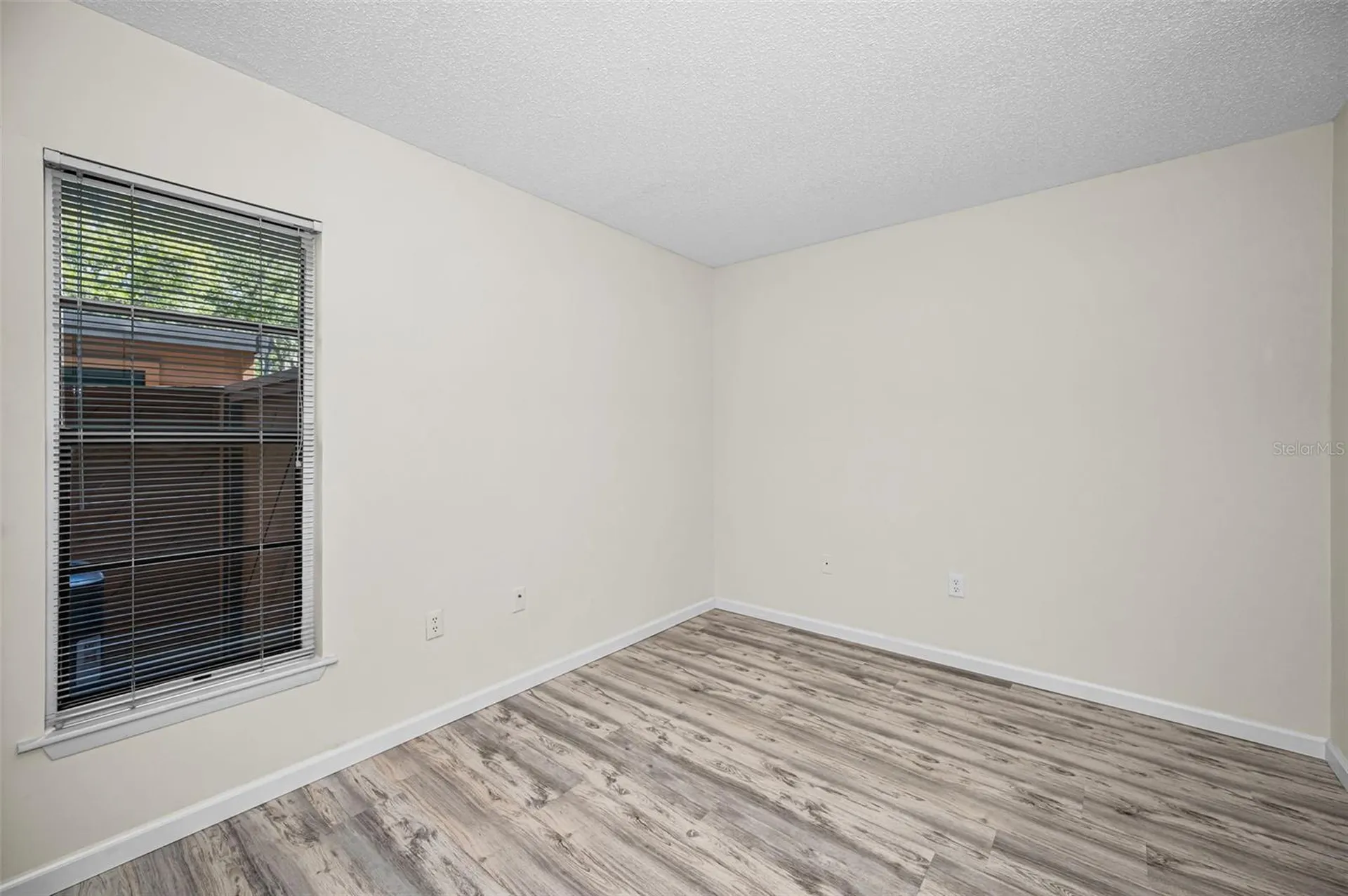 2205 Lennox Road E Palm Harbor FL 34683