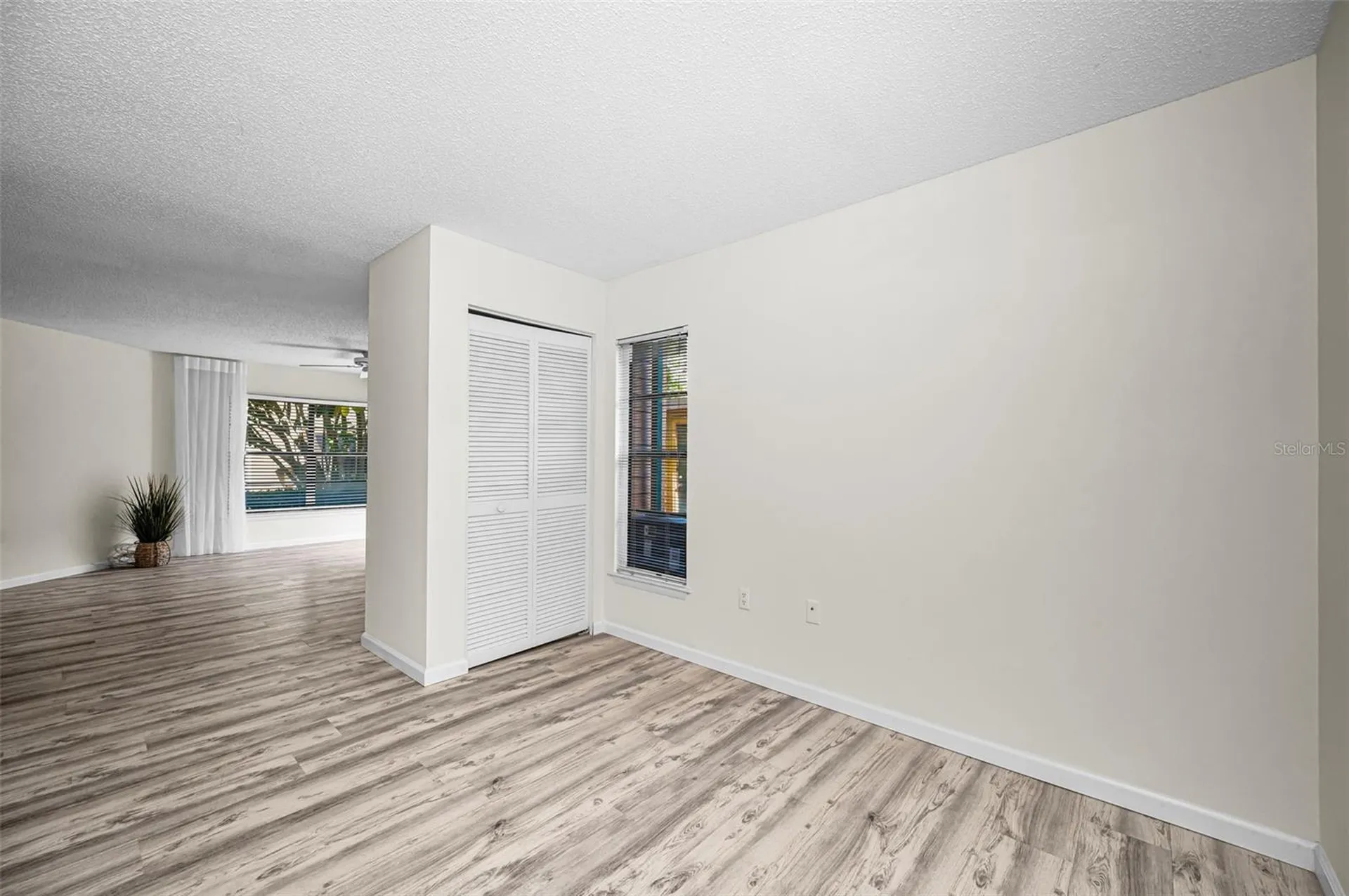 2205 Lennox Road E Palm Harbor FL 34683
