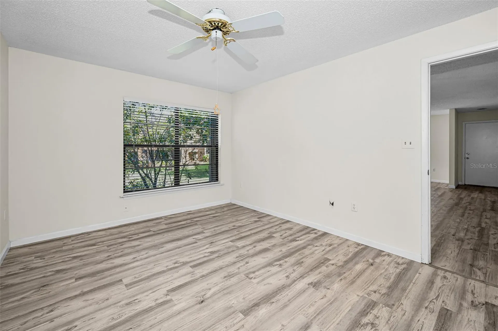 2205 Lennox Road E Palm Harbor FL 34683