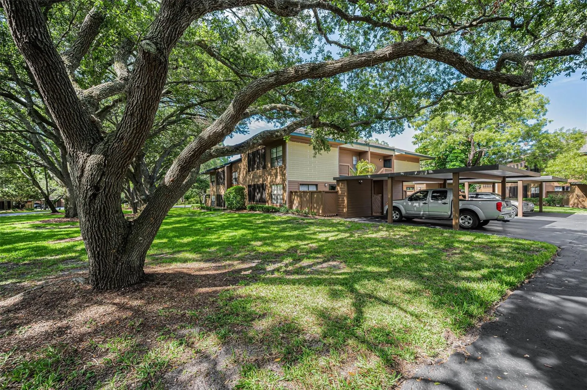 2205 Lennox Road E Palm Harbor FL 34683