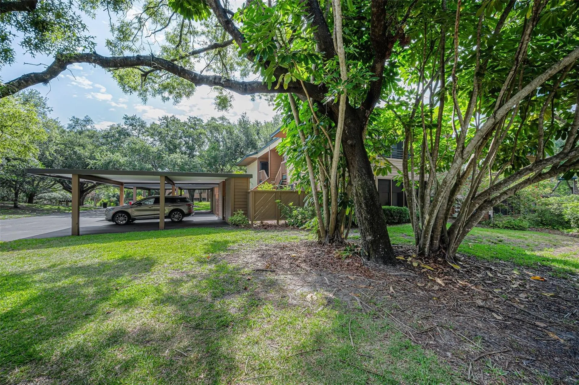 2205 Lennox Road E Palm Harbor FL 34683