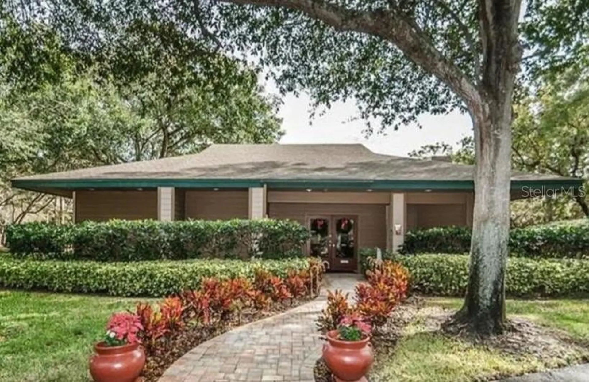 2205 Lennox Road E Palm Harbor FL 34683