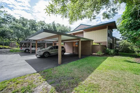 2205 Lennox Road E Palm Harbor FL 34683