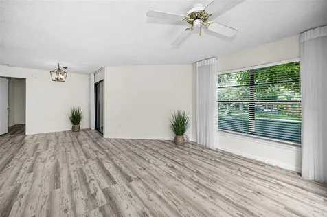 2205 Lennox Road E Palm Harbor FL 34683