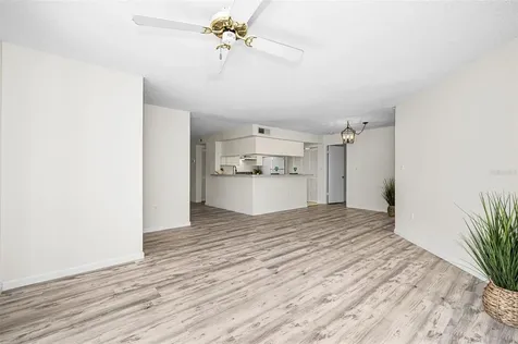 2205 Lennox Road E Palm Harbor FL 34683