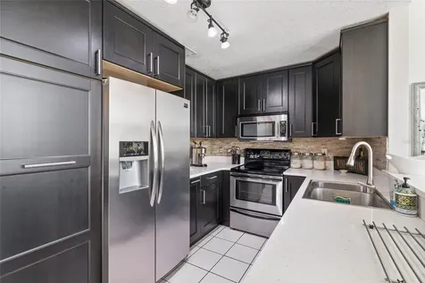 4265 Brentwood Park Creek Tampa FL 33624