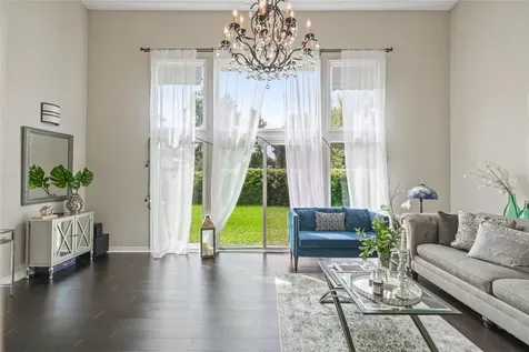 4265 Brentwood Park Creek Tampa FL 33624